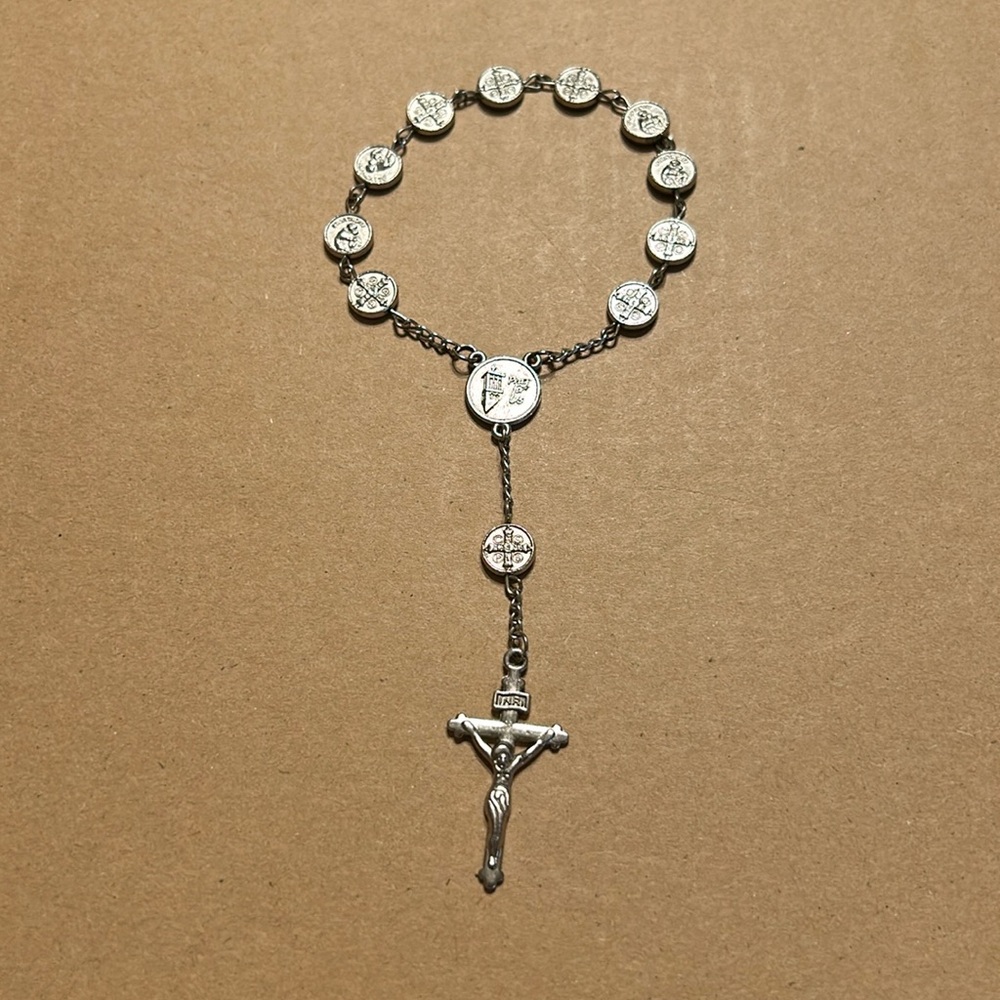 Vintage Pocket / Mini Rosary / St. Anthony Pray For Us / Silver Tone